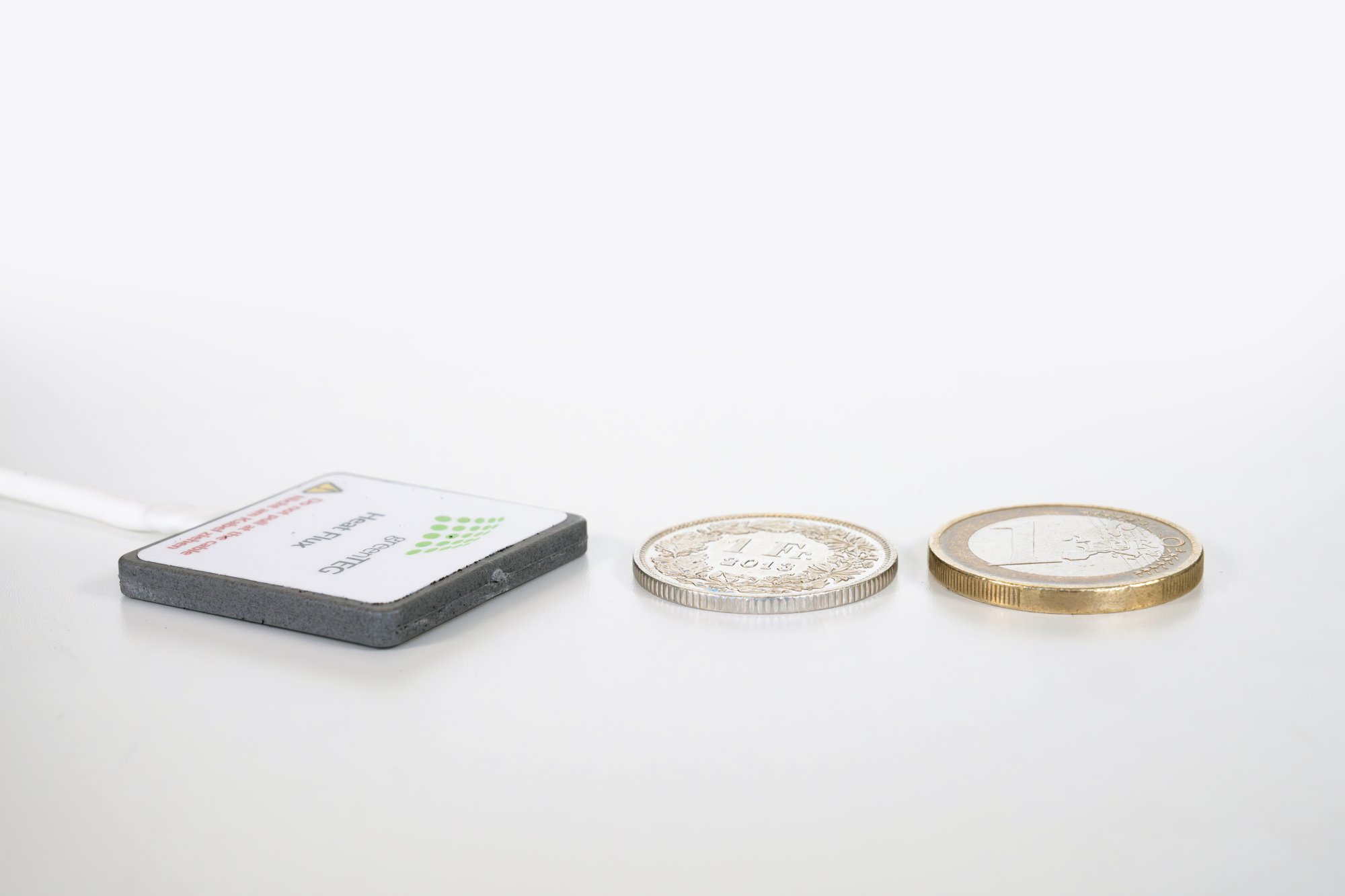 INNO_gSKIN XO_A-044717_side_highres